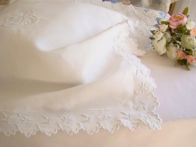 Pretty pillowcase in pure linen with hand-embroidered flowers and monogram PB