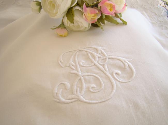 Pretty pillowcase in pure linen with hand-embroidered flowers and monogram PB