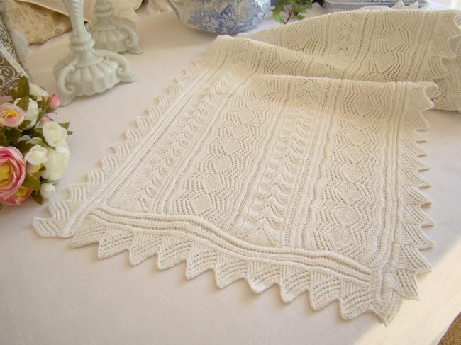 Superb table runner in white cotton knitted lace
