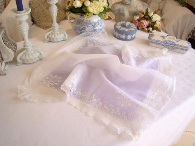 Rare and exceptional huge ball embroidered handkerchief and handmade lace 1870