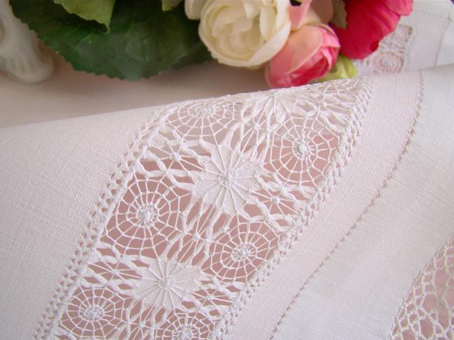 Marvelous festooned tablecloth with filet lace and drawn thread river 1900