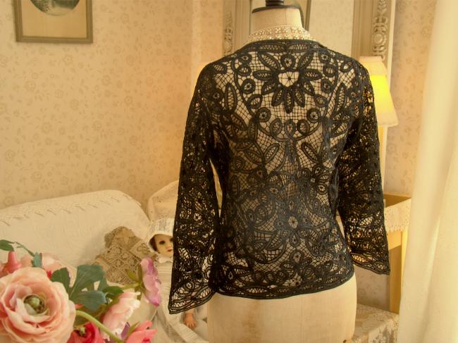 Rare evening jacket made in black ribbon lace Renaissance 1900