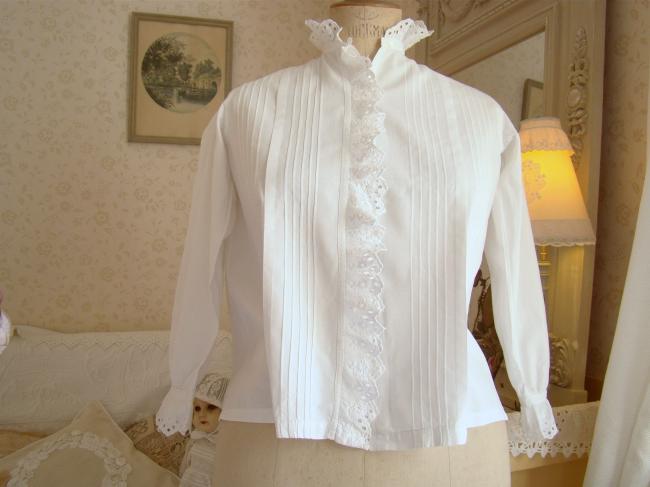 Très joli chemisier plis religieux et broderie anglaise 1900