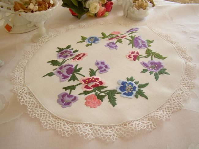Fantastic round table centre with hand-embroidered pansies.