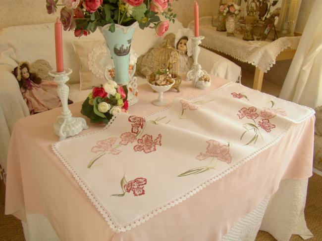 Fabulous table runner with hand-embroidered irises and lace