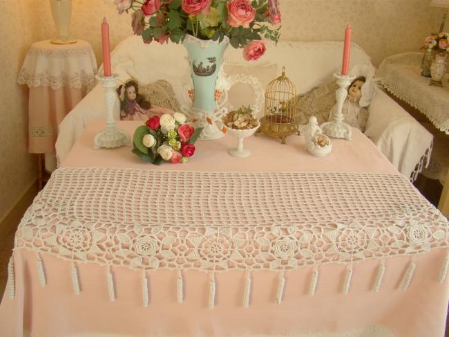 Superb crochet d'art lace buffet runner with flowers and tassels