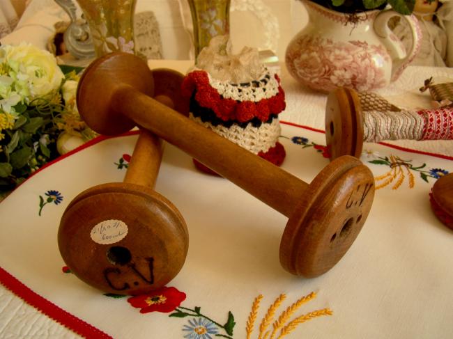 Ancienne grande bobine de filature en bois patiné, région de St Etienne 28,5cm
