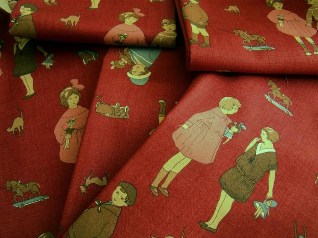 Coupon de coton à fond rouge, impression petites filles et jouets (Moda)