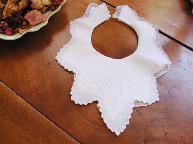 Adorable double baby bib with hand embroidered flowers and 'bébé'