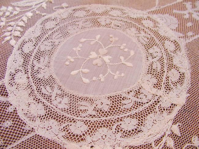 Marvellous Normandy large table runner white embroidery&Valenciennes, fillet