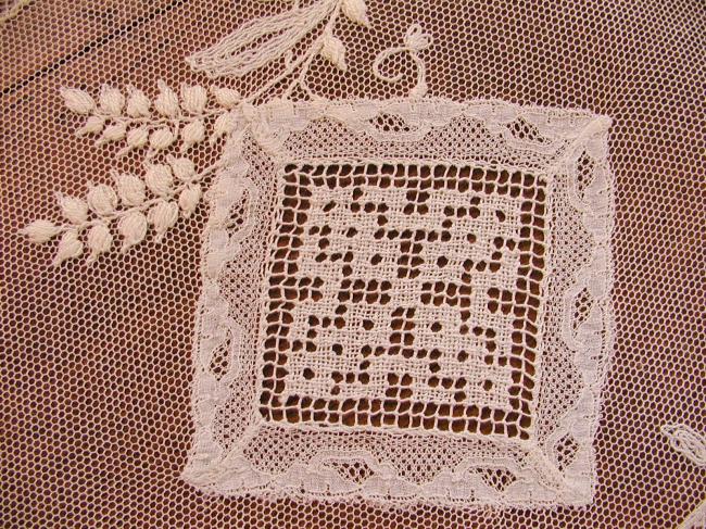 Marvellous Normandy large table runner white embroidery&Valenciennes, fillet