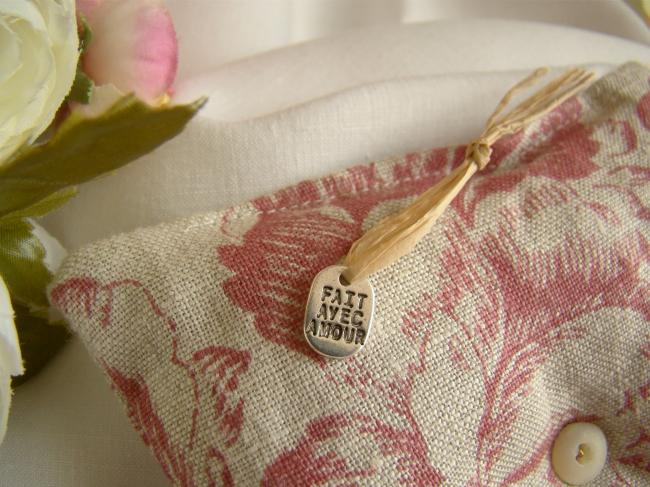 Médaillon  breloque 'Fait avec amour' couleur argent pour décorer vos créations