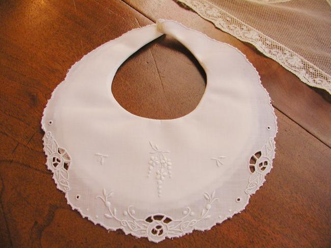 Superb double baby bib with hand embroidered wisteria grappe