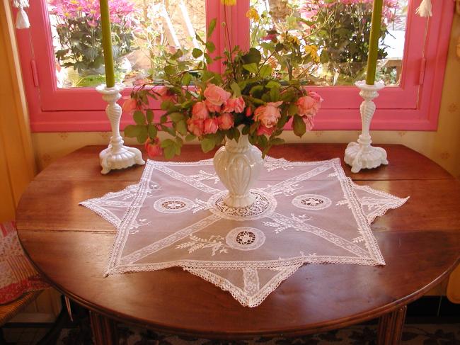 Superb Normandy large table centre white embroidery & Valenciennes,point Venizia