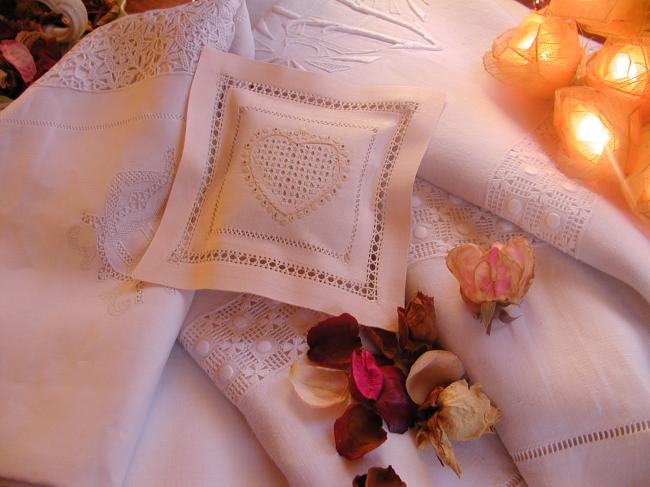 Sweet lavander sachet with hand-embroidered drawn thread heart (ecru)