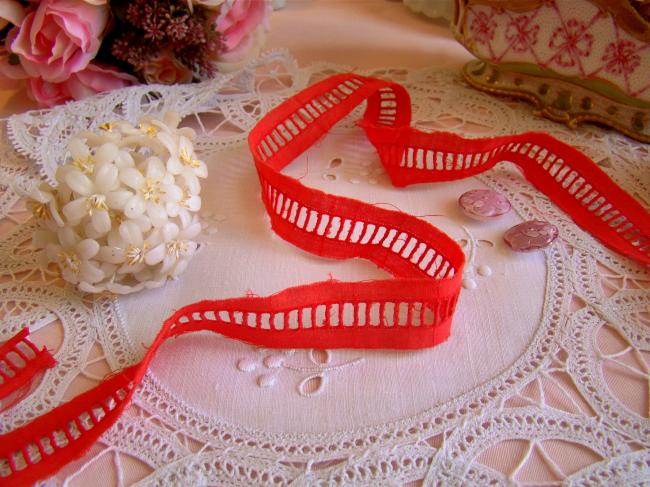 Joli ruban d'entre-deux avec jours échelle en coton rouge-orangé