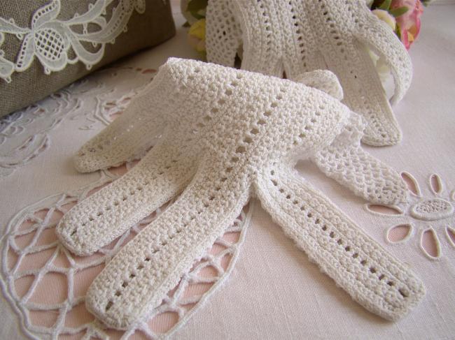 Jolie paire de gants en crochet faits main, couleur blanche 1920