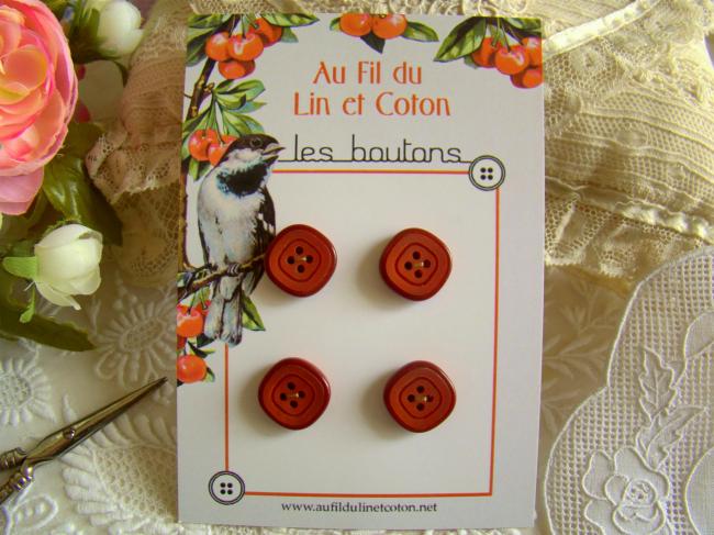 Carte de 4 petits boutons carrés couleur rouille foncé en Ø 16 mm