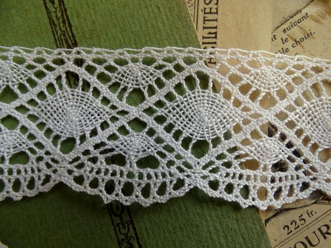 Coupon de dentelle à picots en coton de couleur blanc cassé (3,24m x 38mm)