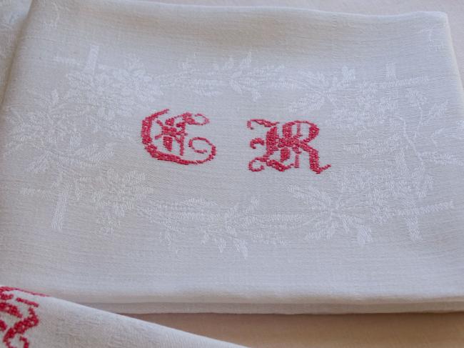 8 charmantes serviettes en damassé avec monogramme gothique CR ou TR