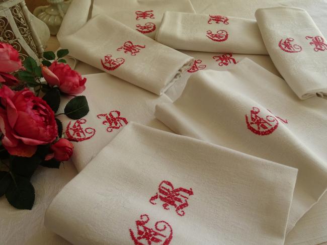 8 charmantes serviettes en damassé avec monogramme gothique CR ou TR