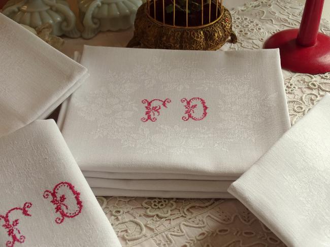 11 belles serviettes en damassé avec monogramme fleuri FD rouge