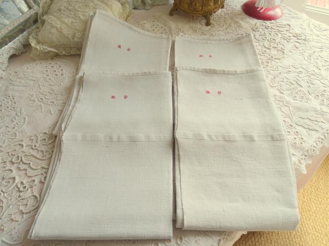 Série de 4 serviettes ou essuie-main en pur lin tissé, monogramme MB rouge