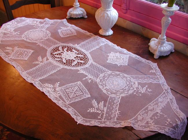 Marvellous Normandy large table runner white embroidery&Valenciennes, fillet