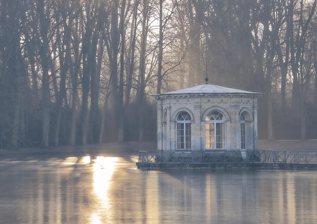 Photographie 'Le Pavillon' et 'étang aux carpes encadrés