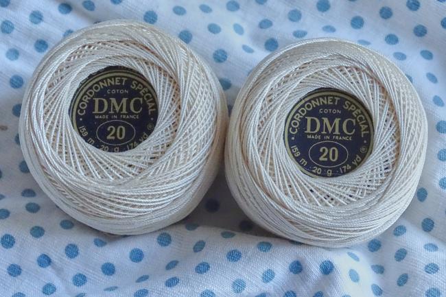 Pelote de cordonnet spécial crochet n°20, écru naturel, DMC
