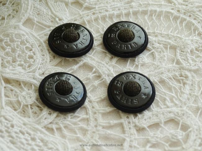 Ancien bouton à queue flexible recouvert de soie noire, 18mm, époque 1900