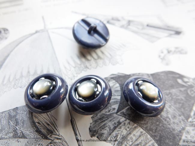 Beau bouton vintage de style Haute Couture gris foncé & nacre 1960 Ø 25mm