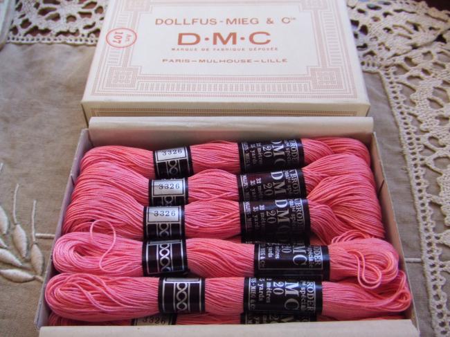 Echeveau coton à broder spécial DMC, n°16 rose églantine (nuance n°3326)