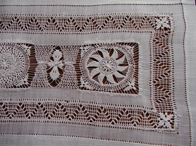 Lovely pina oblong doily with hand made Teneriff embroideries