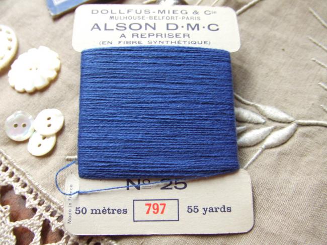 Carte à repriser spécial DMC, couleur Bleu de France N°797, N°25 (50mètres)