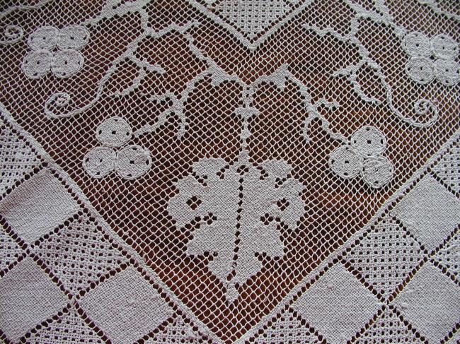 Lovely hand made filet lace tablecloth with vine grapes