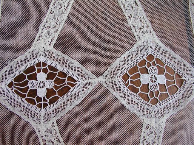 Marvellous Normandy table runner in net with inserts of Venizia, Fillet & laces