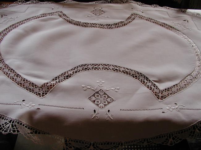 Gorgeous white embroidered and filet inserts tablecloth with bobbin Cluny lace.