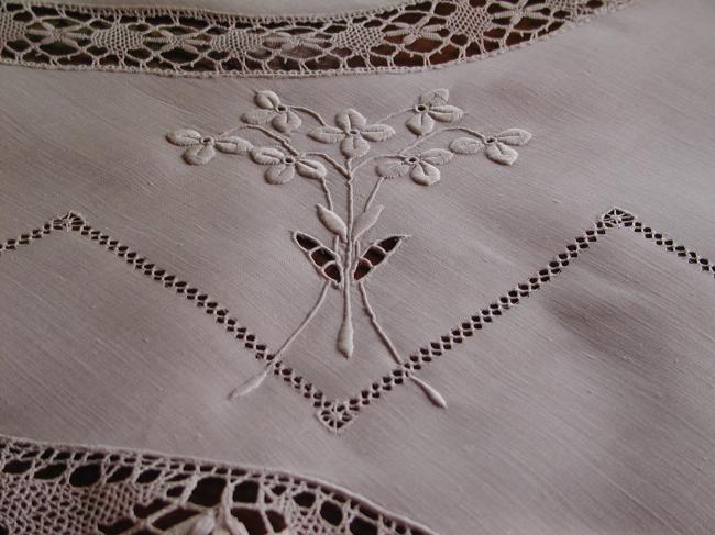 Gorgeous white embroidered and filet inserts tablecloth with bobbin Cluny lace.