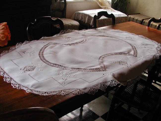 Gorgeous white embroidered and filet inserts tablecloth with bobbin Cluny lace.