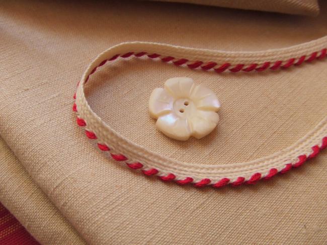 Joli ruban passepoil en coton blanc et rouge médoc (6mm)