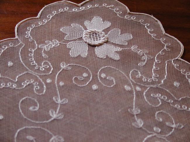 Lovely oval doily,  embroidery in point de gaze