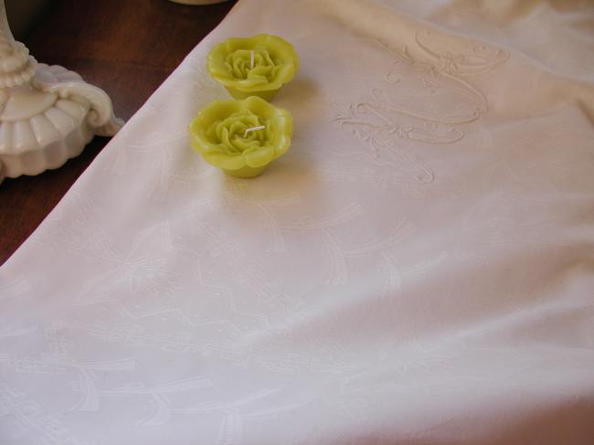 Romantic duvet cover in damask with stylish christmas tree pattern