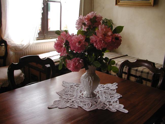 Superbe centre de table en battenbourg rebrodé à la Soutache