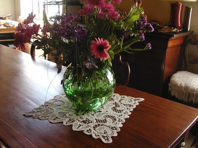 Lovely Battenbourg lace table centre, Renaissance style