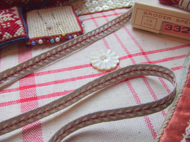 Adorable ribbon in braided flax with cotton red médoc and white (10mm)