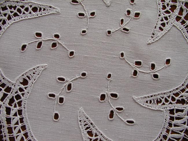 Gorgeous doily with Cluny lace and white embroidery