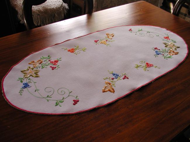 Gorgeous embroidered spring flowers table runner