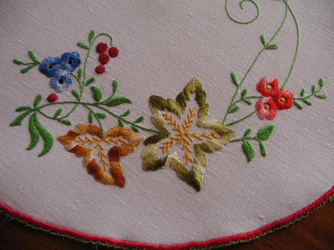 Gorgeous embroidered spring flowers table runner