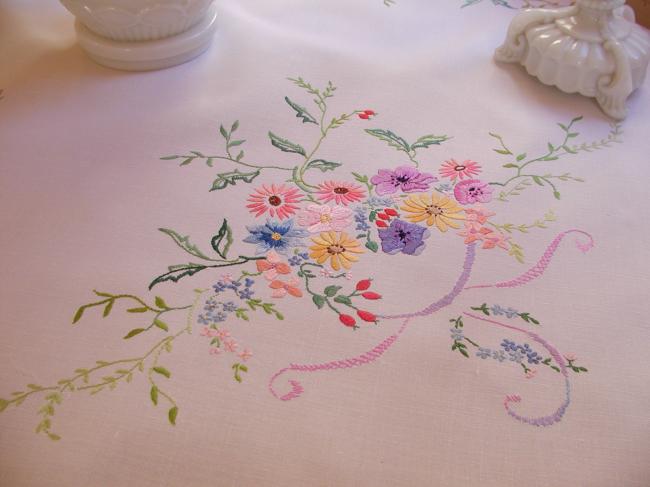 Really breathtaking tablecloth with hand-embroidered flowers